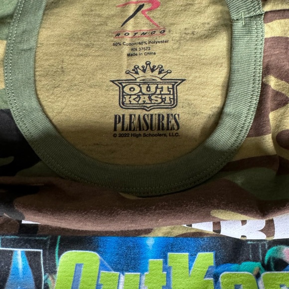 Pleasures x Outkast Camouflage Graphic T-Shirt - Picture 4 of 4